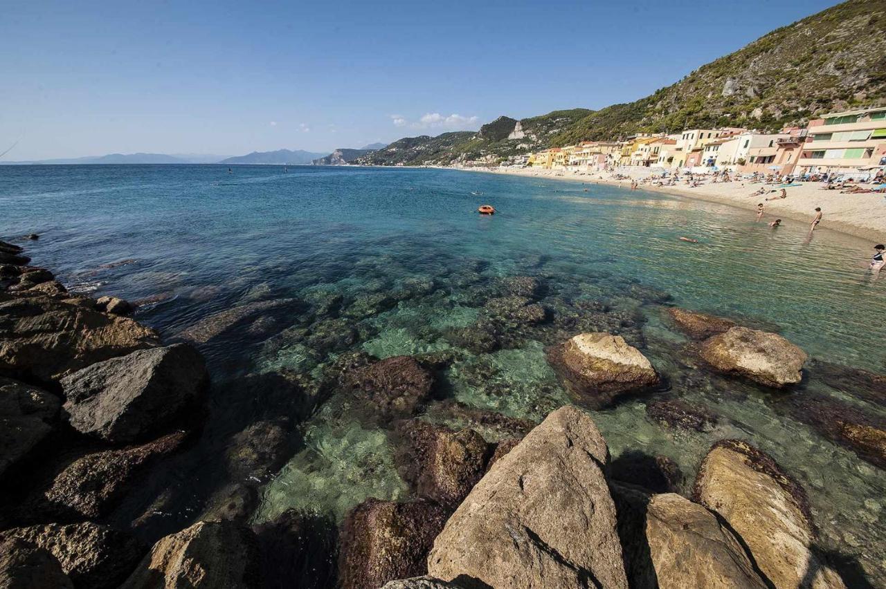 Cipriani 5 Rivieraholiday Pietra Ligure Exterior photo